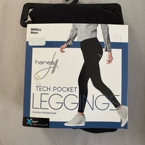 NWT Hanes Black Tech Pocket Leggings
